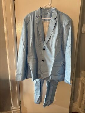 Light Blue Men’s Two-Piece Suit Jacket & Pants